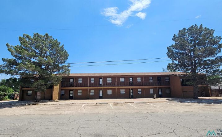 Pictures of Multifamily property located at 708 N Fifth Street, Carlsbad, NM 88220 for sales - image #1