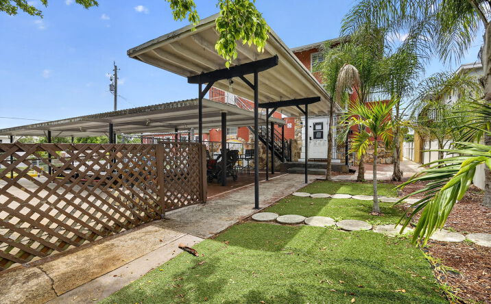 Pictures of Retail property located at 800 14th Street, West Palm Beach, FL 33401 for sales - image #1