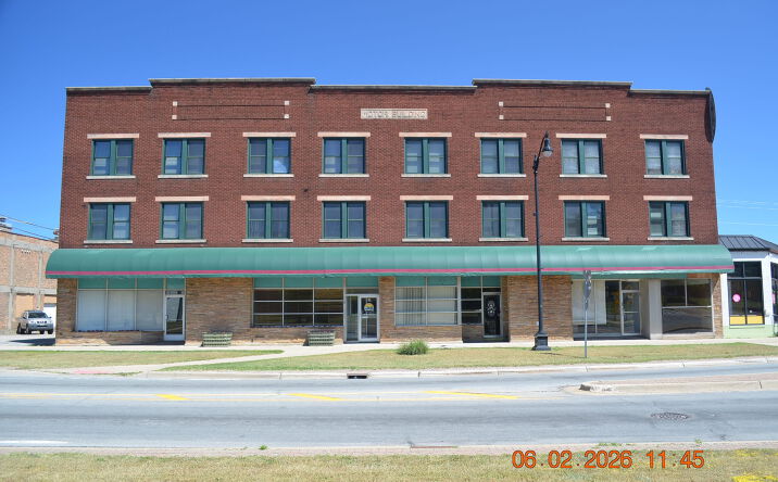 Pictures of Retail, Office, Industrial property located at 209-219 E Main Street, Benton Harbor, MI 49022 for sales - image #1