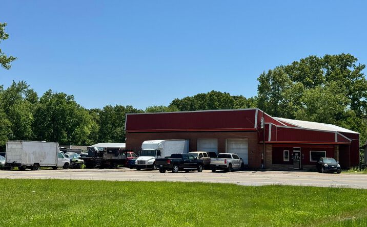 Pictures of Industrial, Retail property located at 6264 King Highway, Kalamazoo, MI 49048 for sales - image #1