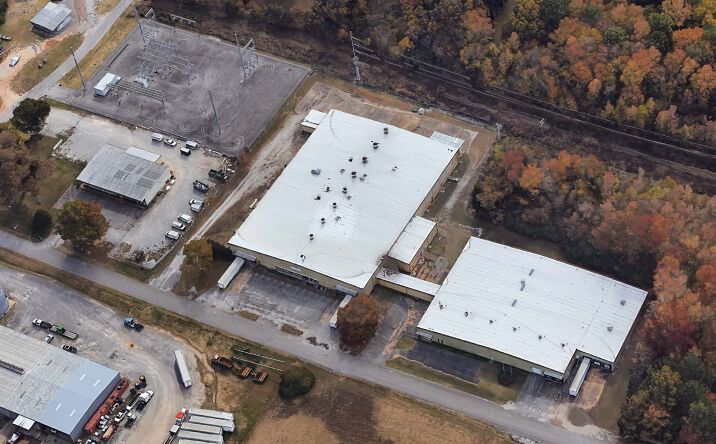 Pictures of Industrial property located at 641 Unitech Drive, Jackson, TN 38301 for sales - image #1