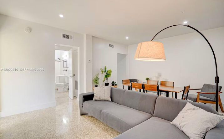 Pictures of Multifamily property located at 224 NE 111th St, Miami, FL 33161 for sales - image #1