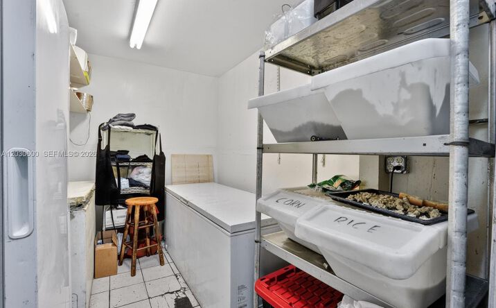 Pictures of Business for Sale, Retail property located at Turnkey Pompano Beach Restaurant, Pompano Beach, FL 33060 for sales - image #1