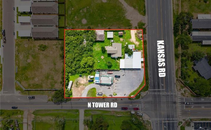 1002 N Tower Road, Alamo