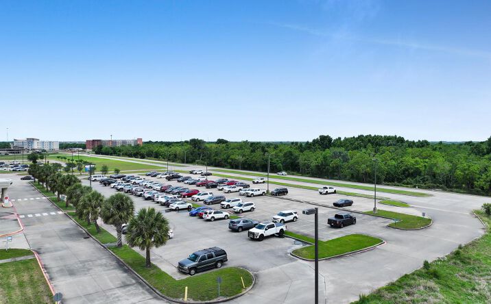 Pictures of Office property located at 2501 JIMMY JOHNSON BLVD, PORT ARTHUR, TX 77640 for sales - image #1