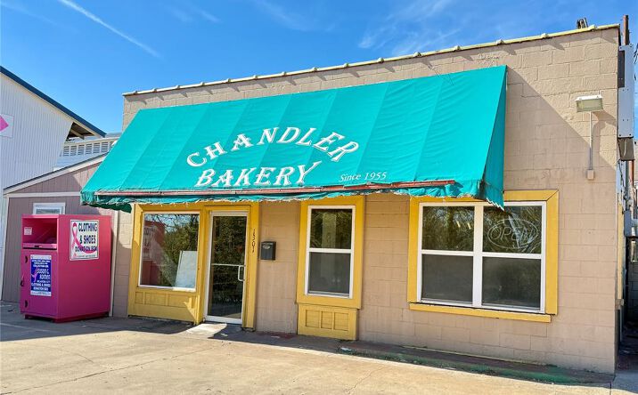 Pictures of Retail property located at 1301 Manvel AVE, Chandler, OK 74834 for sales - image #1