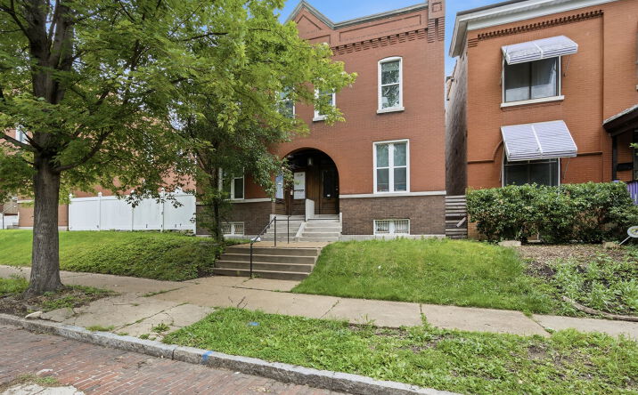 Pictures of Multifamily property located at 4430 Pennsylvania Avenue, St. Louis, MO 63111 for sales - image #1