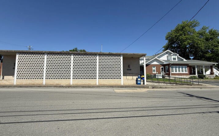 Pictures of Multifamily, Office property located at 301 West Kentucky Avenue, Franklin, KY 42134 for sales - image #1