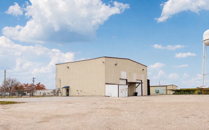 Pictures of Industrial property located at 4618 ED RUTHERFORD RD, GREENVILLE, TX 75402-5704 for sales - image #1