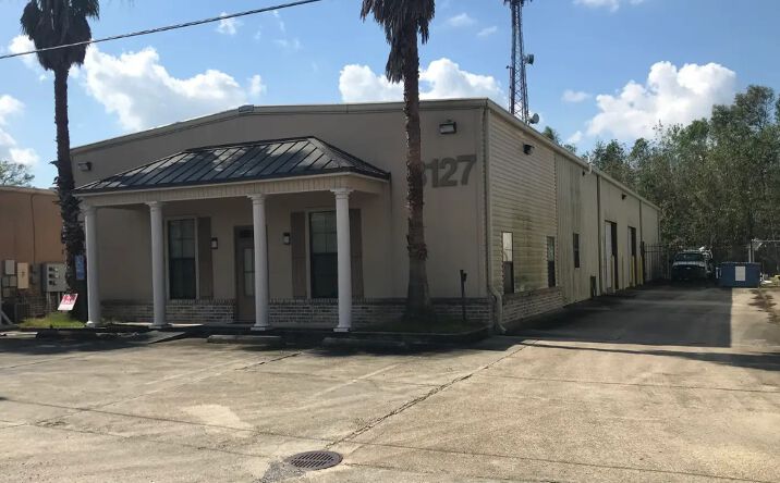 Pictures of Retail, Industrial, Mixed Use property located at 3127 South Darla Avenue, Gonzales, LA 70737 for sales - image #1