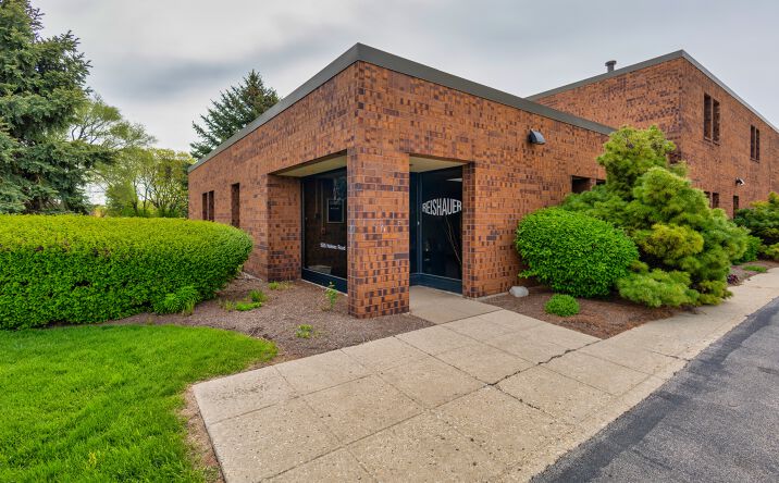 Pictures of Office, Industrial property located at 1525 Holmes Road, Elgin, IL 60123 for sales - image #1