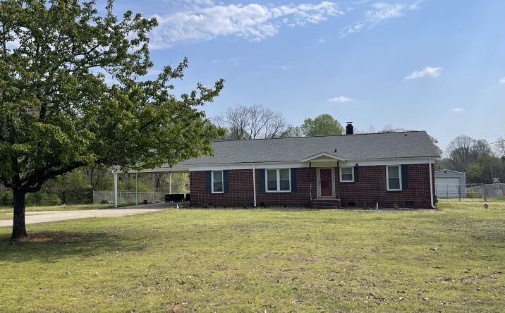Pictures of Retail, Mixed Use, Land property located at 644 PIEDMONT HWY, PIEDMONT, SC 29673-8113 for sales - image #1