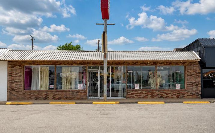 Pictures of Retail property located at 1411 N West County Rd., Odessa, TX 79763 for sales - image #1