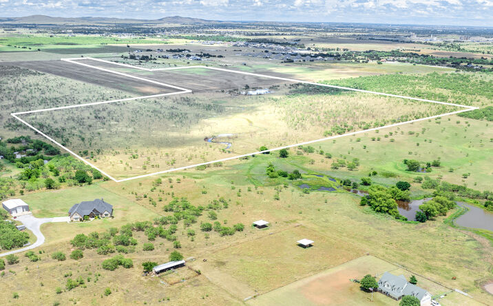 Pictures of Land property located at Lee Blvd West of Deyo, Lawton, OK 73505 for sales - image #1
