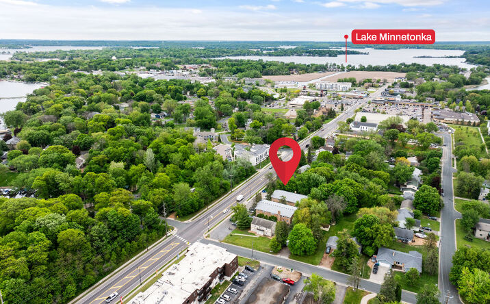 Pictures of Multifamily property located at 2009 Commerce Boulevard, Mound, MN 55364 for sales - image #1