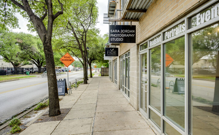 Pictures of Retail, Office property located at 1601 East Cesar Chavez Street, Austin, TX 78702 for sales - image #1