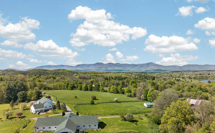 Pictures of Multifamily, Mixed Use, Land property located at 4450 New York 81, Greenville, NY 12083 for sales - image #1