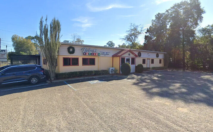 Pictures of Retail property located at 26 Mack Street, Eufaula, AL 36027 for sales - image #1