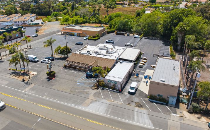 Pictures of Retail, Industrial property located at 2004 E. Vista Way, Vista, CA 92084, 2008-2012 E. Vista Way, Vista, CA 92084 for sales - image #1