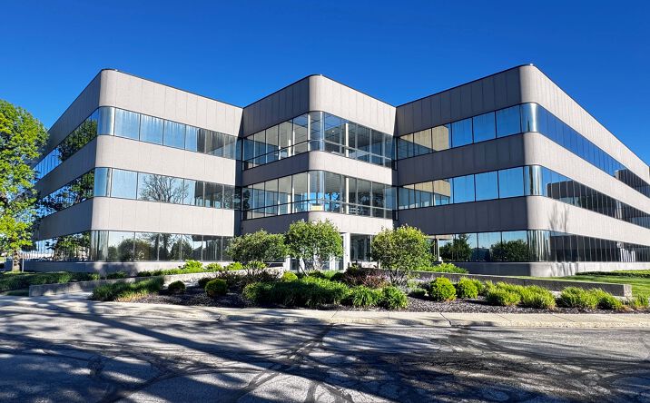 Pictures of Office property located at 2601 Fortune Circle East, Indianapolis, IN 46241 for sales - image #1