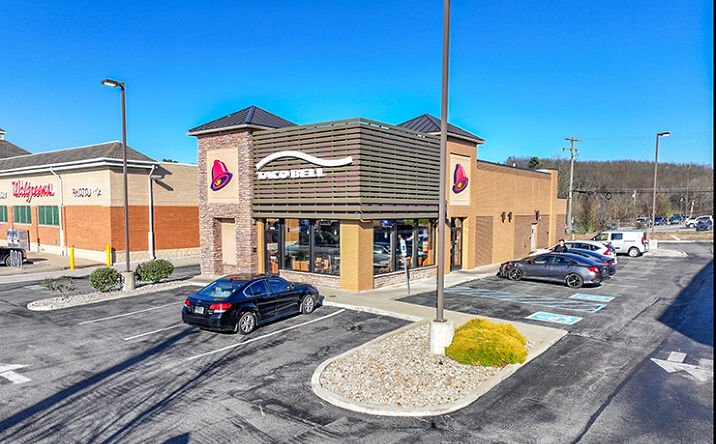 Pictures of Retail property located at 3887 Washington Rd, McMurray, PA 15317 for sales - image #1