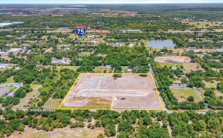 Pictures of Land property located at 3076 E. Venice Avenue, Venice, FL 34292 for sales - image #1
