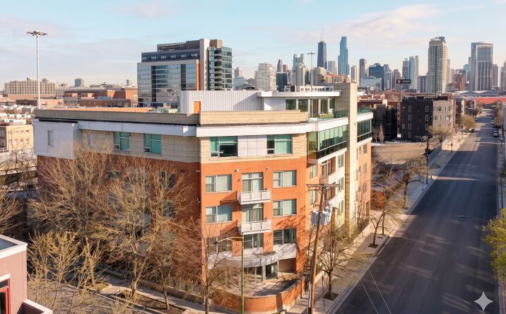Pictures of Multifamily property located at 914 W Hubbard St, Chicago, IL 60642 for sales - image #1