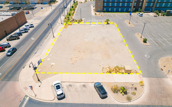 Pictures of Land property located at 102 N MAIN ST, Yuma, AZ 85364 for sales - image #1