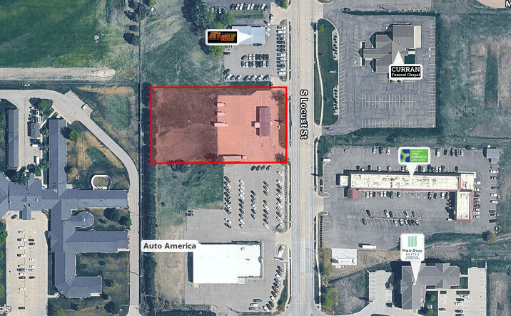 Pictures of Retail property located at 3012 S Locust Street, Grand Island, NE 68801 for sales - image #1