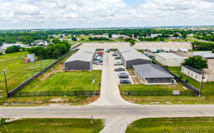 Pictures of Industrial property located at 17345 GAFFIELD RD, JUSTIN, TX 76247 for sales - image #1