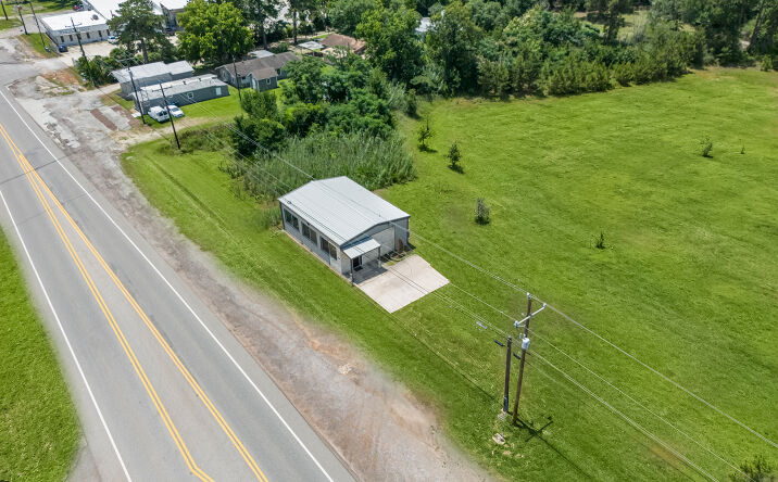 Pictures of Office property located at 3609 North Frazier Street, Conroe, TX 77303 for sales - image #1