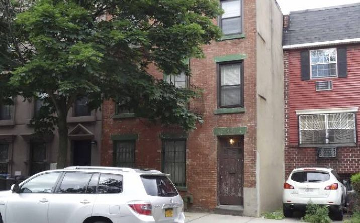 Pictures of Mixed Use property located at 30 N Portland Ave, Manhattan, NY 11205 for sales - image #1