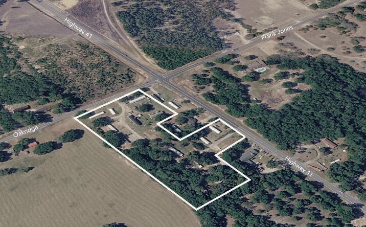 Pictures of Mobile Home Park property located at Andy Ct & HWY 41, Gresham, SC 29546 for sales - image #1