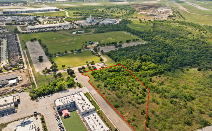 Pictures of Land property located at 5200 N Belt Line Road, Irving, TX 75038 for sales - image #1