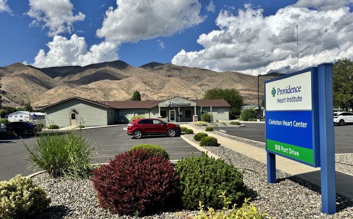 Pictures of Office property located at 808 Port Drive, Clarkston, WA 99403 for sales - image #1