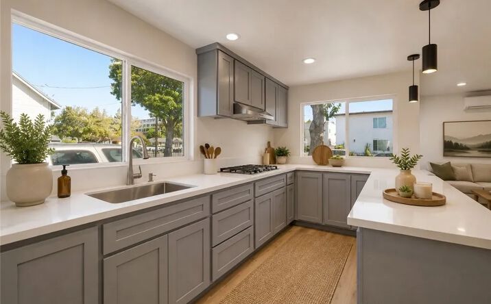 Pictures of Multifamily property located at 1912 E 122nd, Compton, CA 90222 for sales - image #1