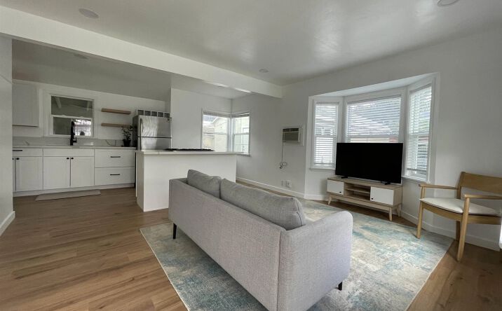 Pictures of Multifamily property located at 218-220 E Connecticut Ave, Vista, CA 92084 for sales - image #1