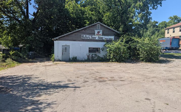 Pictures of Retail, Mixed Use property located at 1508 Versailles Road, Lexington, KY 40504 for sales - image #1