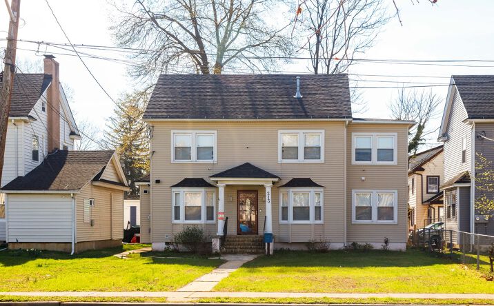 Pictures of Mixed Use property located at 213 West 7th Street, Plainfield, NJ 07060 for sales - image #1