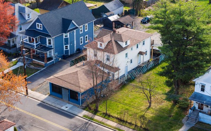 Pictures of Multifamily, Mixed Use property located at 1122-1124 East 2nd Street, Plainfield, NJ 07062 for sales - image #1