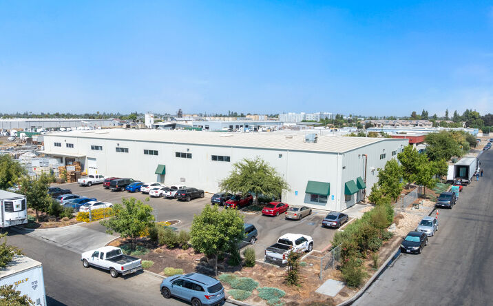 Pictures of Industrial property located at 1945 Industrial Way, Sanger, CA 93657 for sales - image #1