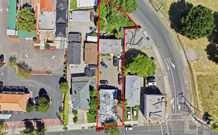 Pictures of Mixed Use property located at 1382 B Street, Hayward, CA 94541 for sales - image #1