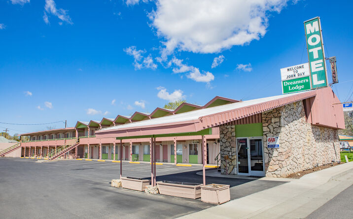Pictures of Hospitality, Mobile Home Park property located at 144 North Canyon Boulevard, John Day, OR 97845 for sales - image #1