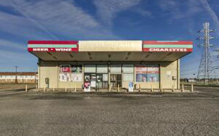 Pictures of Retail property located at 1021 Martin Rd, Amarillo, TX 79107 for sales - image #1