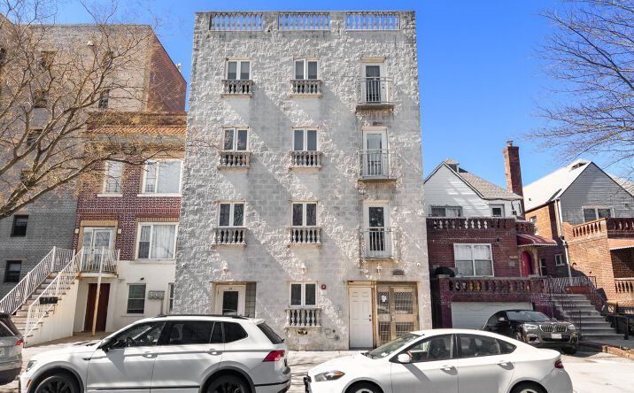 Pictures of Multifamily property located at 2029-2031 Burr Avenue, New York City, NY 10461 for sales - image #1