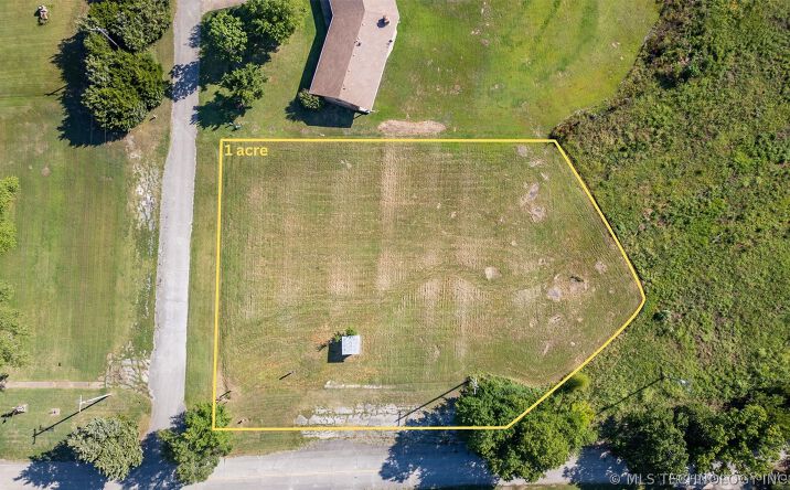 Pictures of Land property located at County Road 3022, Bartlesville, OK 74003 for sales - image #1
