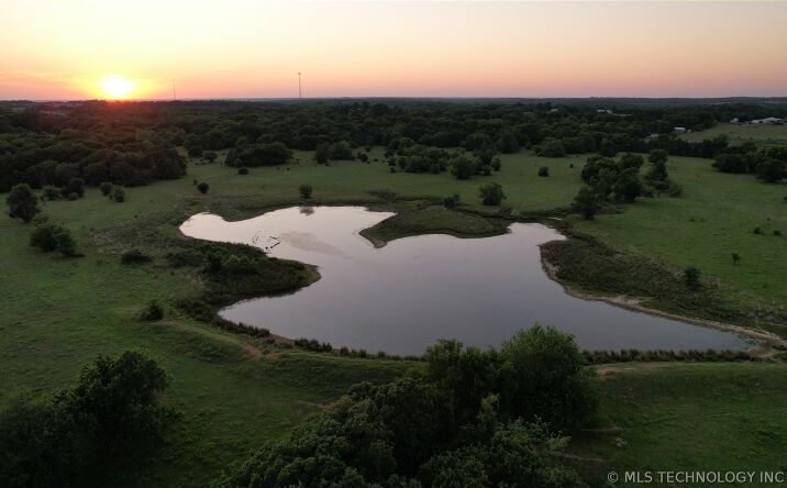 Pictures of Land property located at 1 Mead Cemetery Road, Mead, OK 73449 for sales - image #1