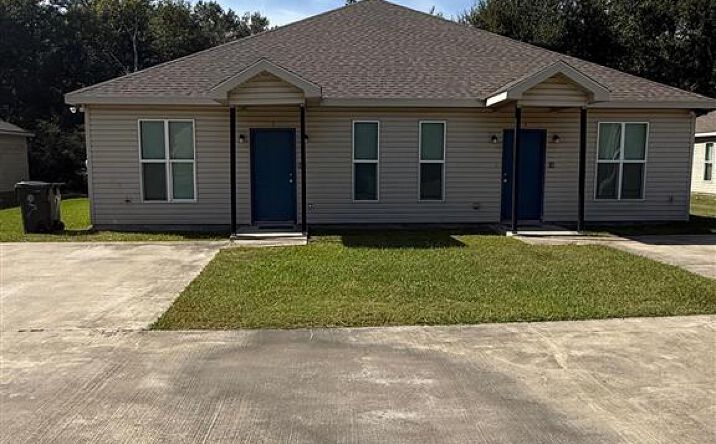 2727 3rd Street 1 & 2, Lake Charles