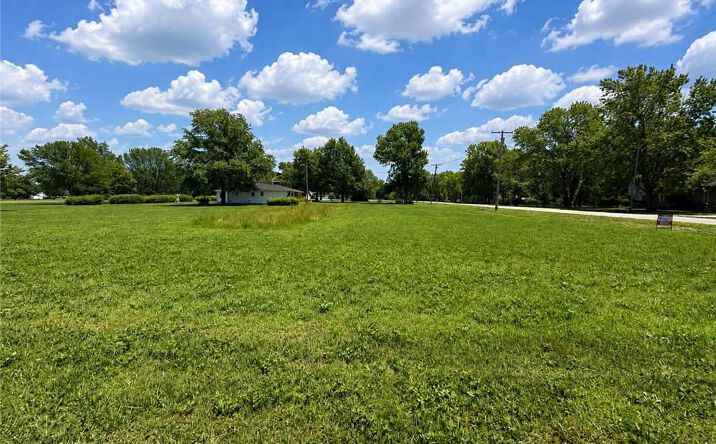 Pictures of Land, Multifamily property located at Riverside N/A, Columbus, KS 66725 for sales - image #1