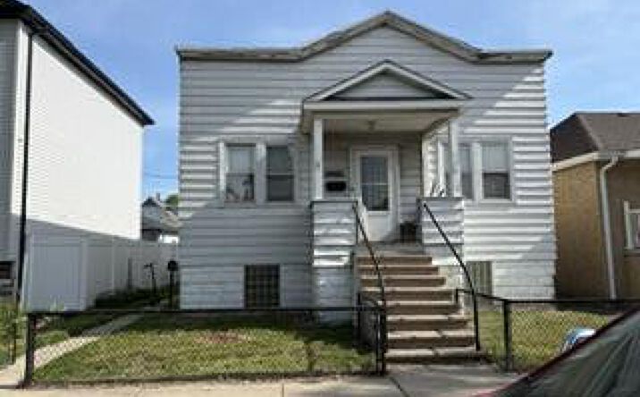 Pictures of Multifamily property located at 1437 121st Street, Whiting, IN 46394 for sales - image #1